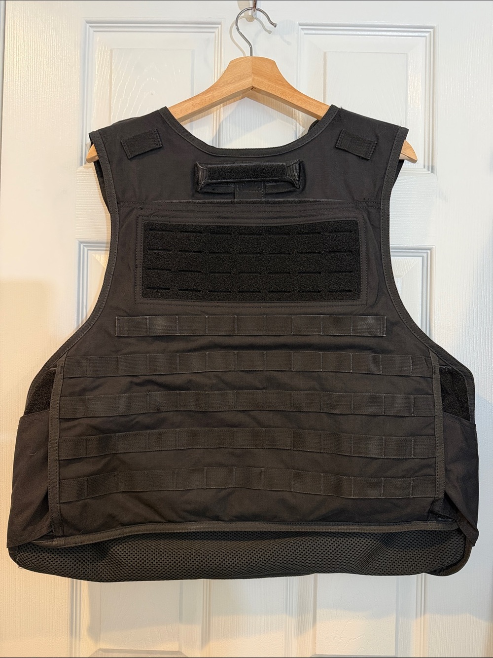 Safe Life Defense Tactical Ballistic Carrier Vest - Picture 9 of 16